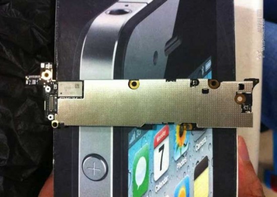 iphone 5 muestra su placa base ?