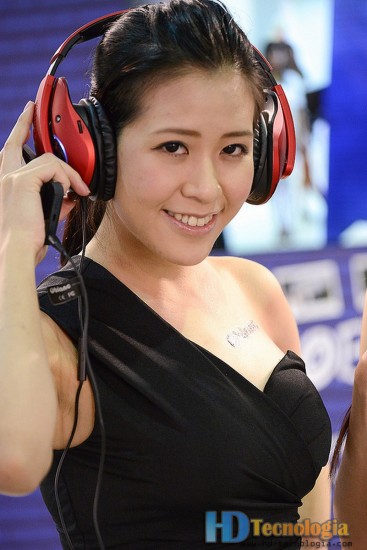 Booth Babes Computex 2013-11