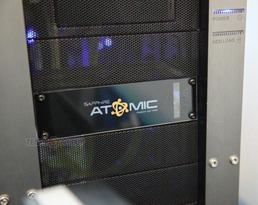 Sapphire Radeon HD 7990 Atomic Computex 2013 3