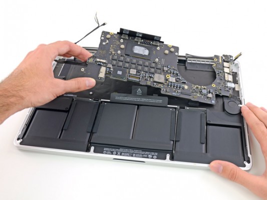 Imposible de reparar y actualizar, hablamos del nuevo MacBook Pro 2