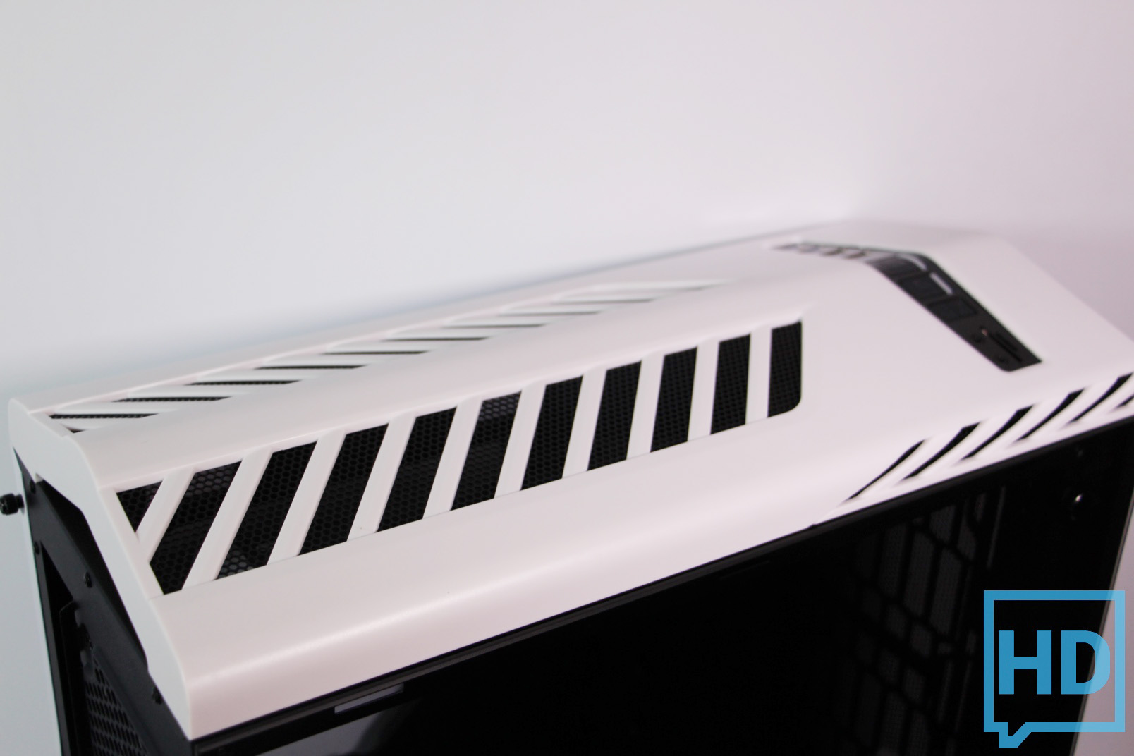 Review Gabinete Aerocool P7-C1