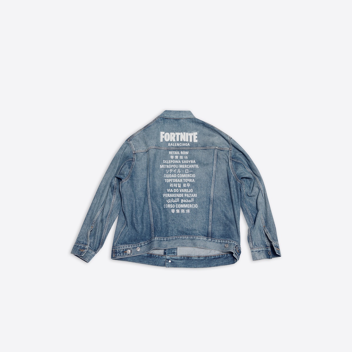 Epic y Balenciaga lanzan su línea de ropa de Fortnite, cobran U$S 1000 por  una camisa lisa con el logo del juego