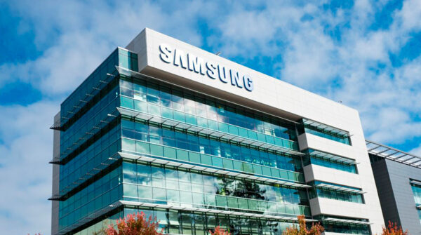 Samsung detendrá el 50% de su producción de Chips para reducir gastos
