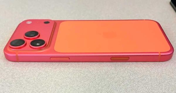 Del naranja al rosita, los iPhone 17 Pro Max ya cambian de color por la oxidación del aluminio