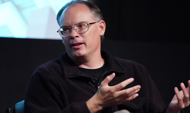 Tim Sweeney ya no podrá criticar a Google hasta 2032 luego del acuerdo con Epic Games