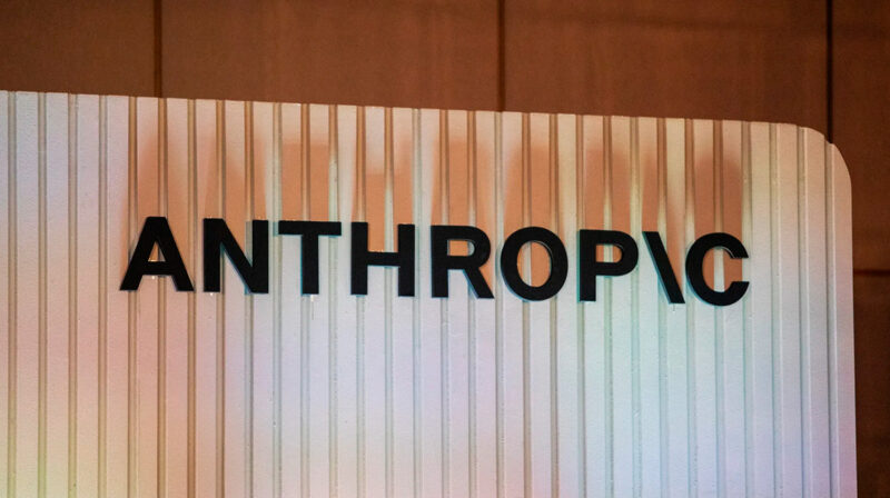 Anthropic planea diseñar sus propios chips de IA para dejar de depender de otras empresas